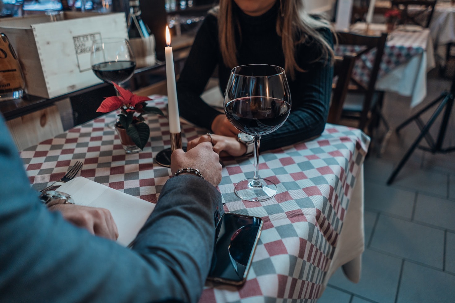 Breaking Barriers Between Socializing and Advertising